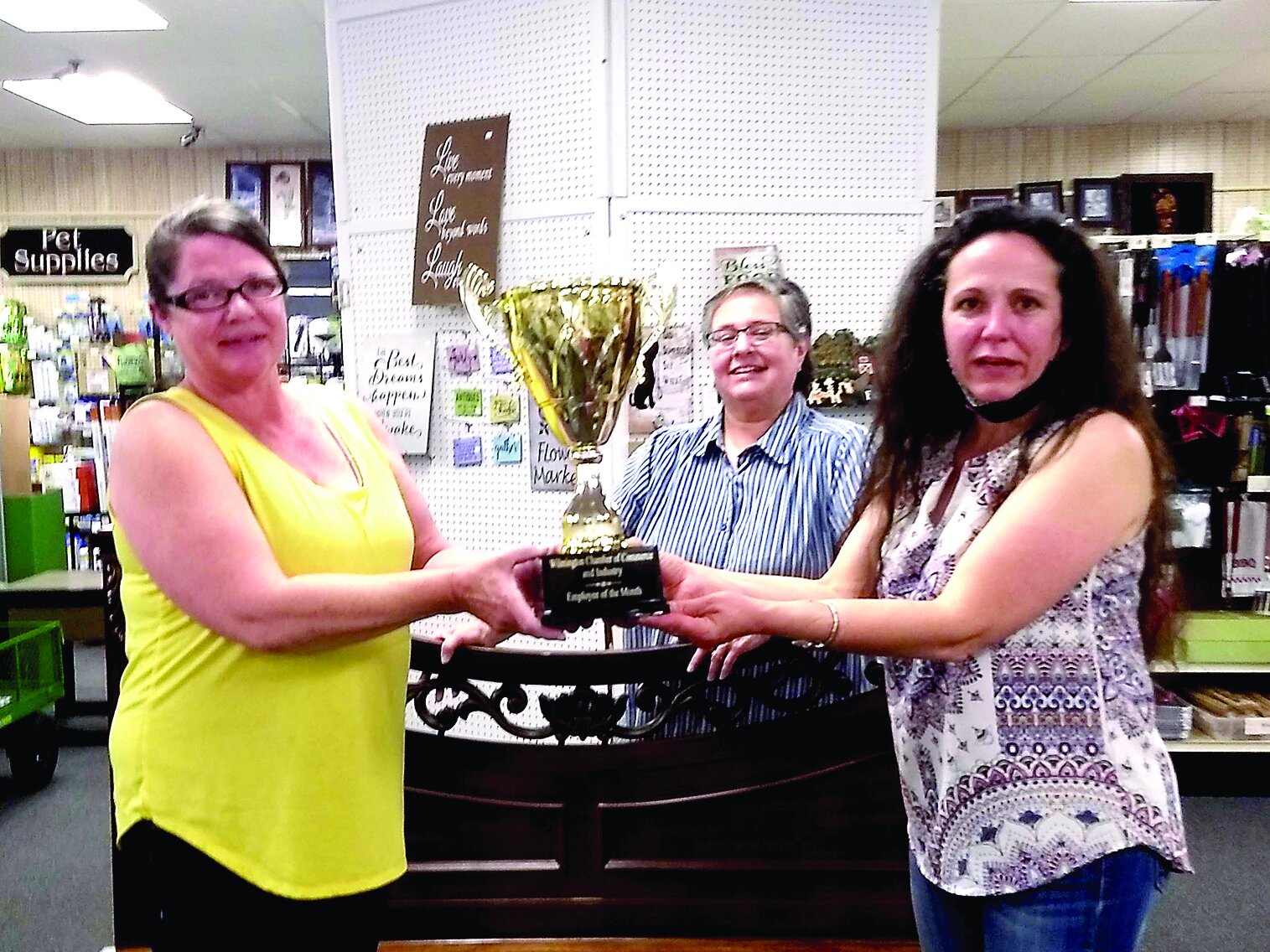 Dawn earns  Chamber trophy